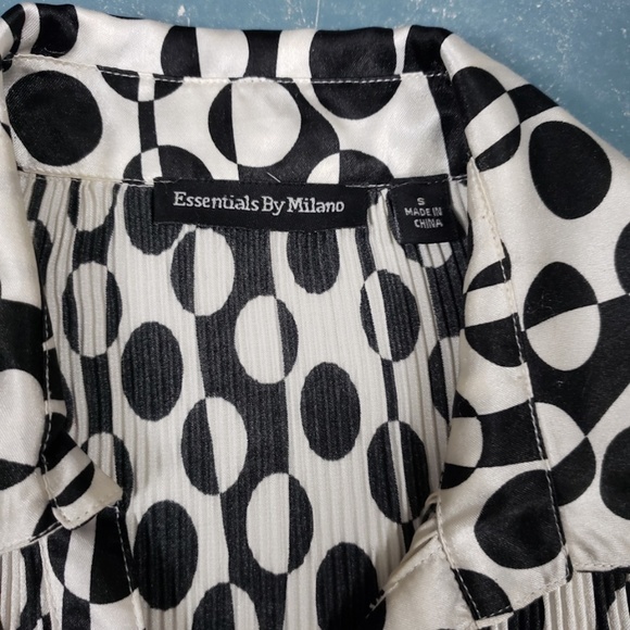 Vintage pleated blouse black white abstract ruffles 3/4 sleeve button down - Picture 4 of 8